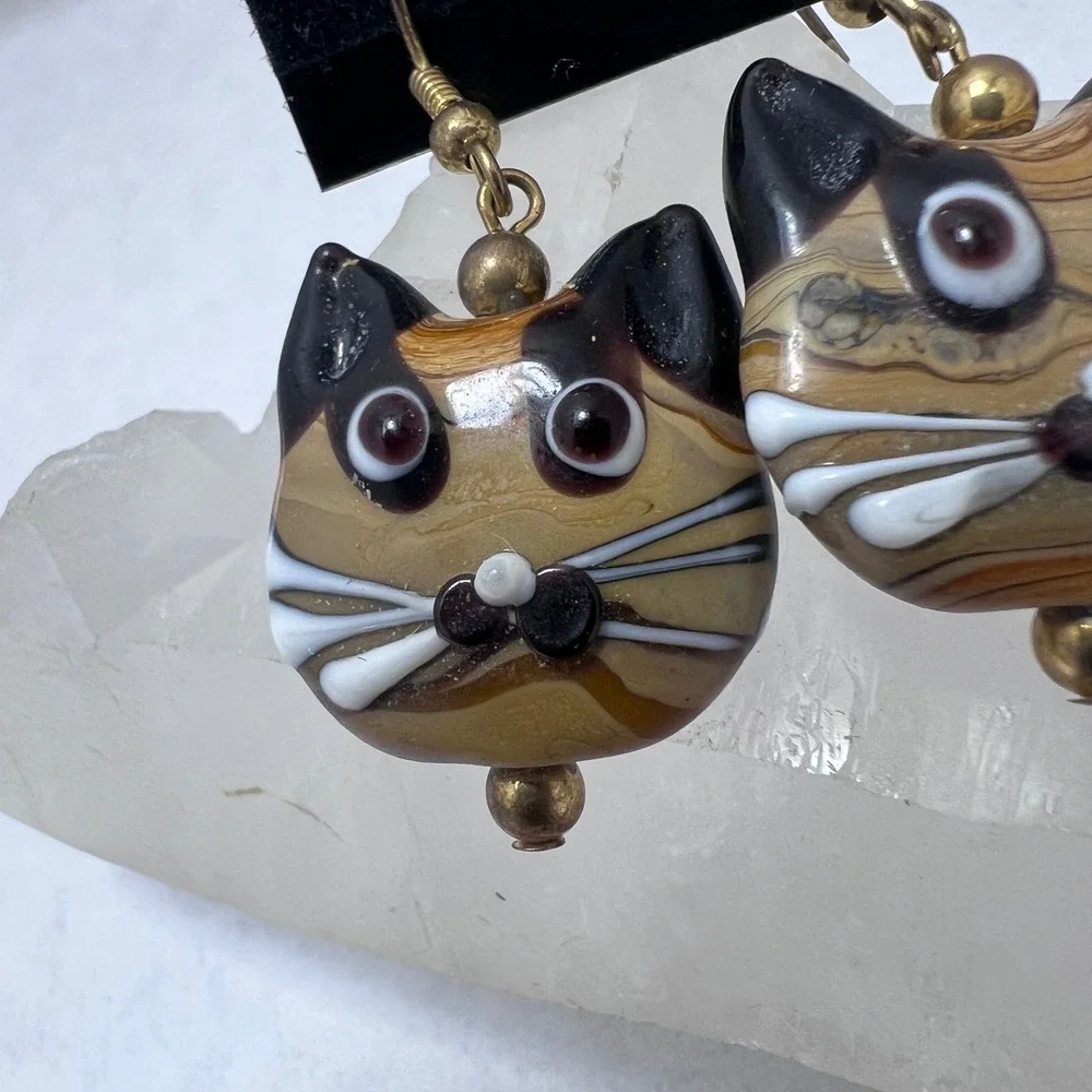Artisan Lampwork Glass Siamese‎ Cat Earrings Brown Tan Swirl Whimsical Novelty